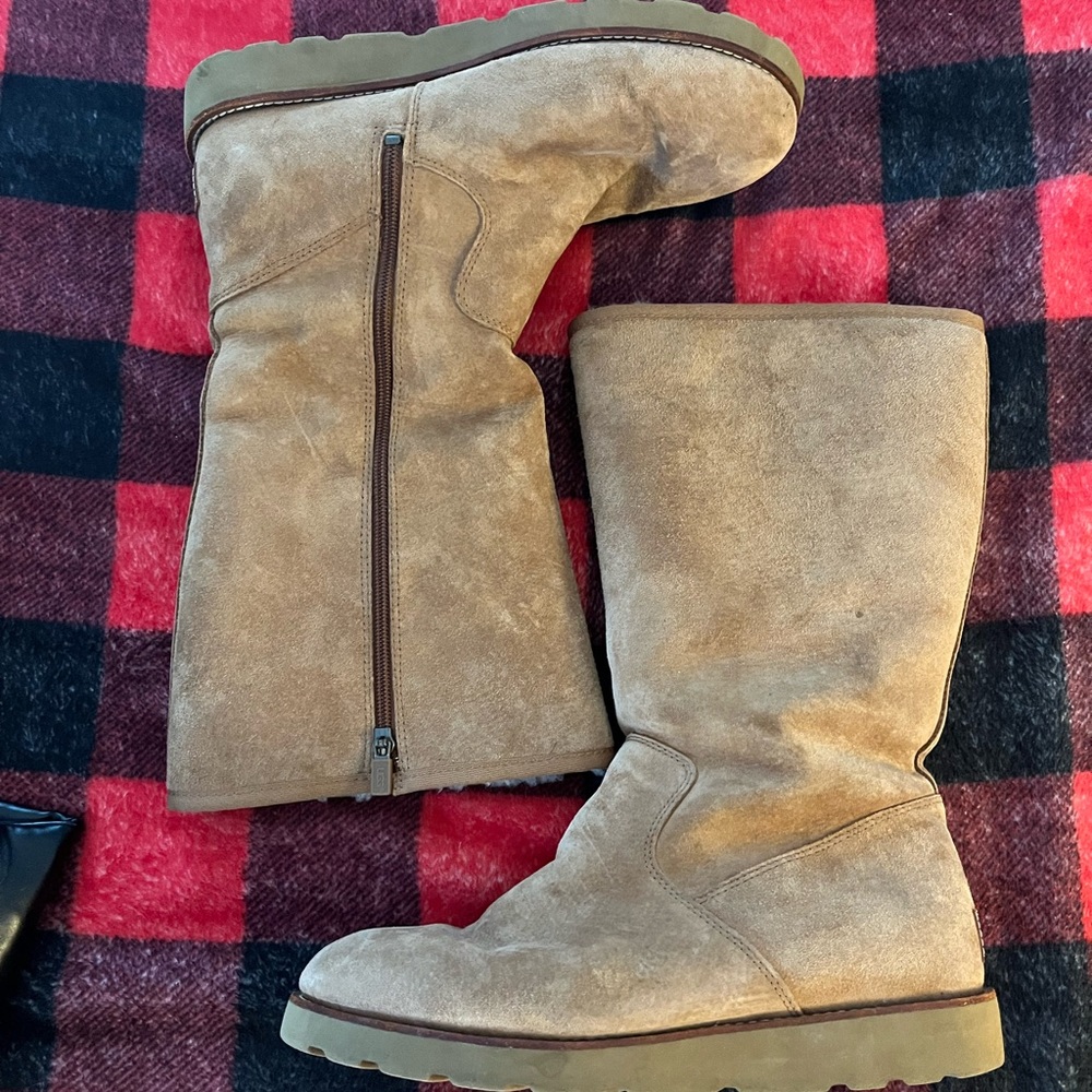 Ugg tall boots chestnut with zipper